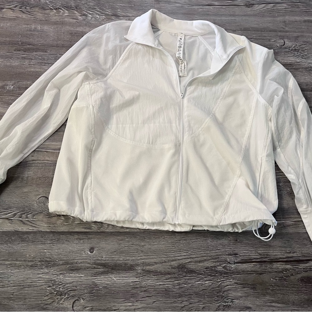 Lululemon Athletica White Utility Jacket Lightweight Minimalist Design